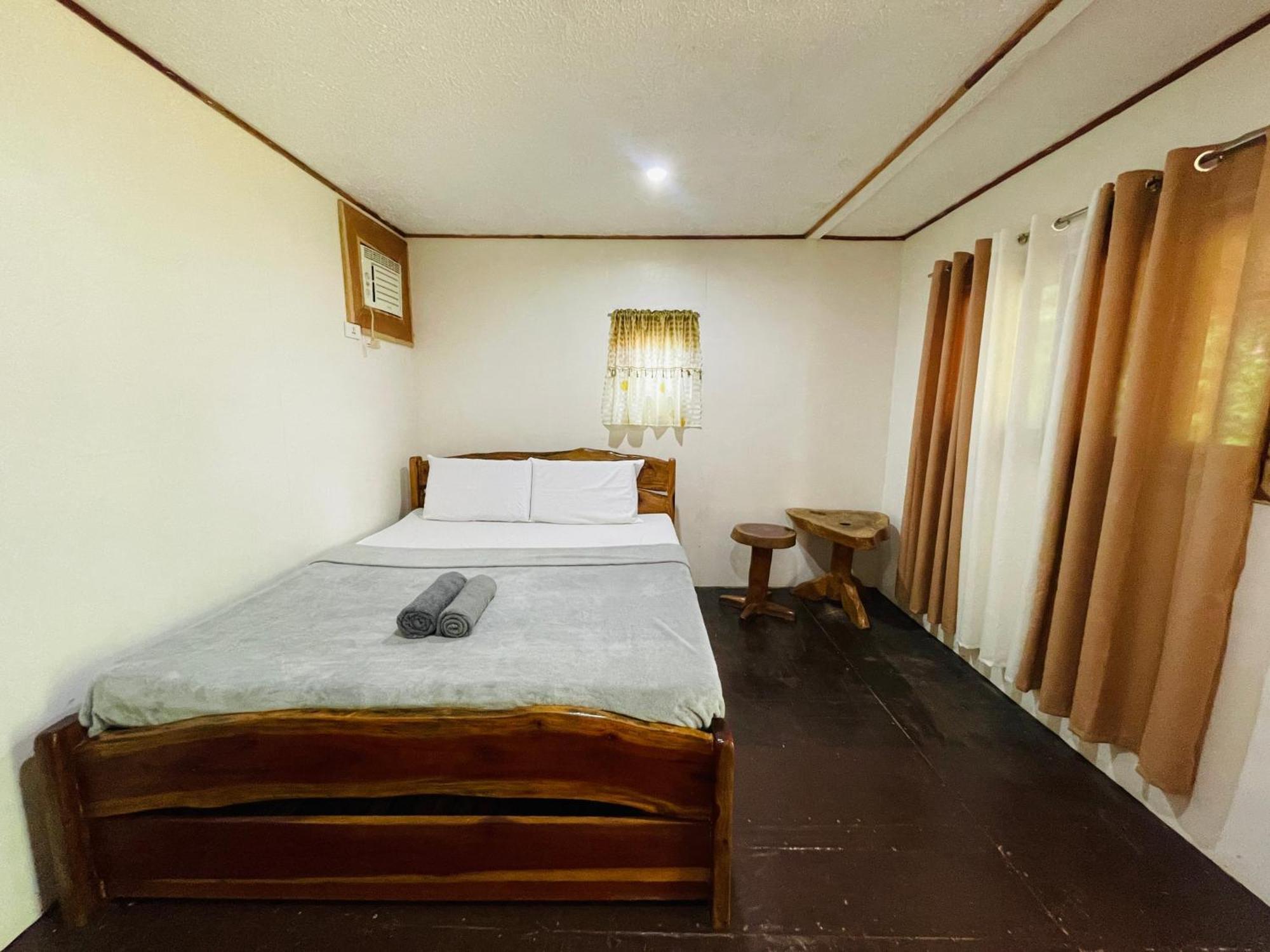 Travis Post Homestay Siquijor Εξωτερικό φωτογραφία